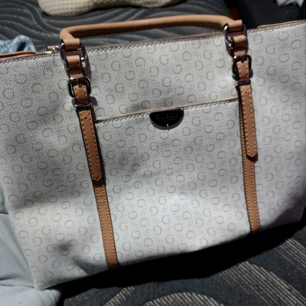 Guess purse